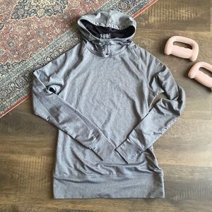 Old Navy Gray Activewear Lightweight Sweater with Hood – Size XS